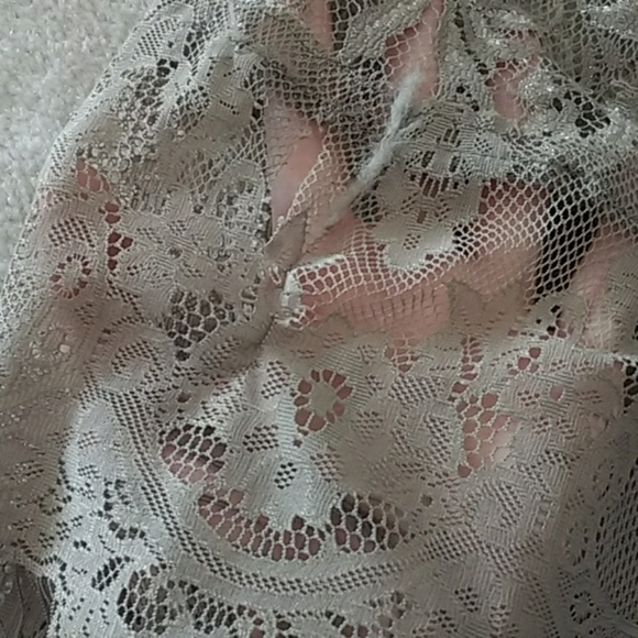 Hit List Los Angeles Lace Fringe Kimono Cardigan - Picture 3 of 6